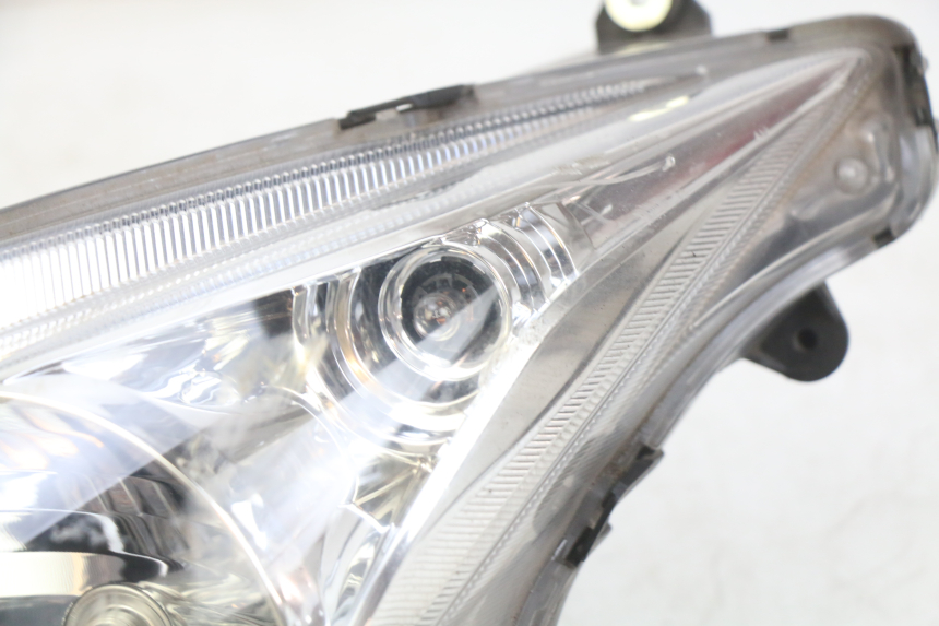 photo de RECHTER FRONTSCHEINWERFER HONDA FJS SILVERWING SILVER WING 400 (2009 - 2016)