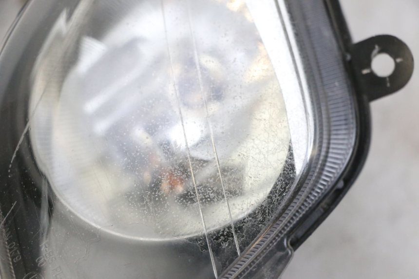 photo de SCHEINWERFER RECHTS SYM GTS EVO 125 (2009 - 2013) - Weitere Ansicht des Artikels