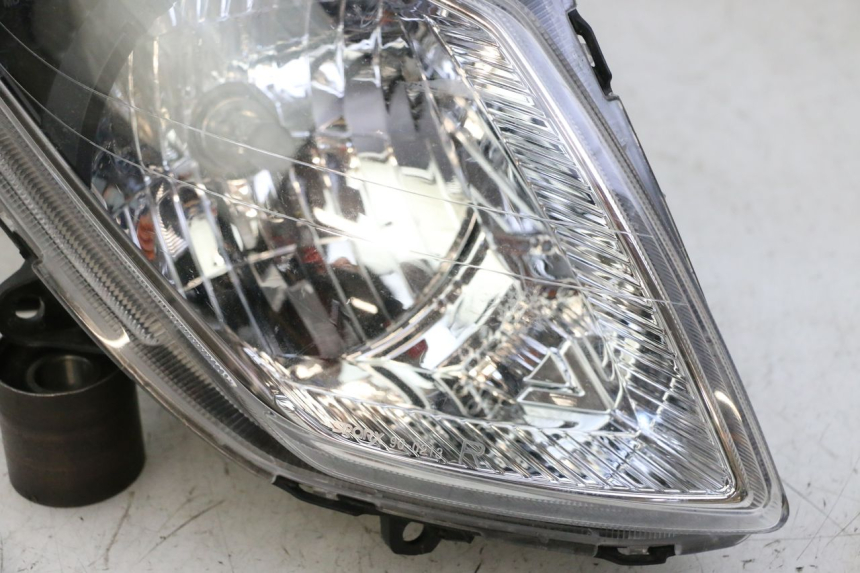 photo de SCHEINWERFER RECHTS SYM JOYMAX 125 (2010 - 2017)