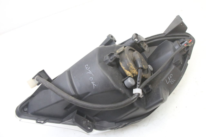 photo de SCHEINWERFER RECHTS PEUGEOT SATELIS 125 (2013 - 2018)