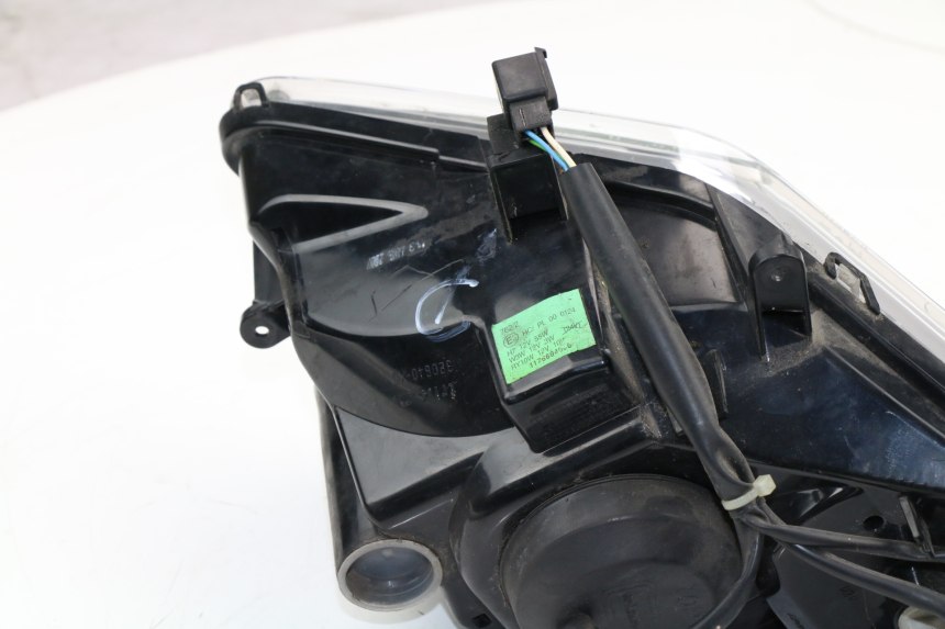 photo de SCHEINWERFER RECHTS PEUGEOT SATELIS COMPRESSOR K15 125 (2006 - 2009)