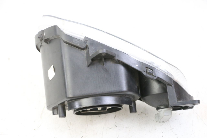 photo de SCHEINWERFER RECHTS YAMAHA TZR 50 (2008 - 2016)