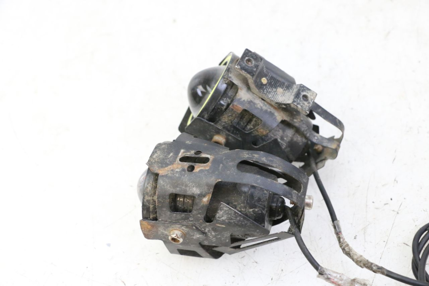 photo de SCHEINWERFER URBANGLIDE E-CROSS PRO 1