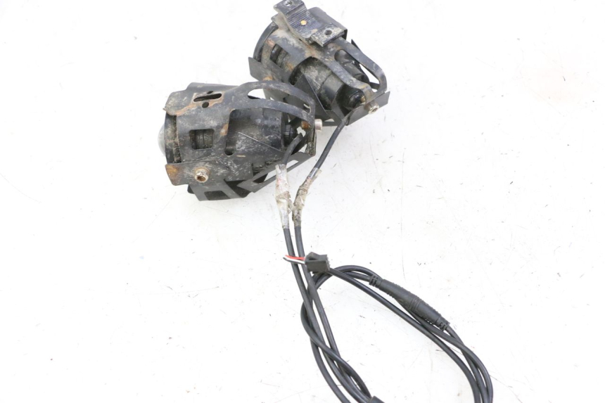 photo de SCHEINWERFER URBANGLIDE E-CROSS PRO 1