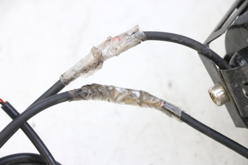 photo de SCHEINWERFER URBANGLIDE E-CROSS PRO 1