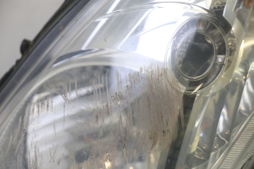 photo de VORDERSCHEINWERFER HONDA FES S-WING SWING ABS 125 (2007 - 2015)