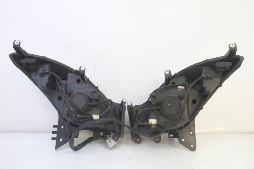 photo de VORDERSCHEINWERFER HONDA FES S-WING SWING ABS 125 (2007 - 2015)