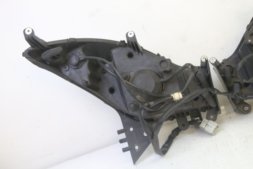 photo de VORDERSCHEINWERFER HONDA FES S-WING SWING ABS 125 (2007 - 2015)