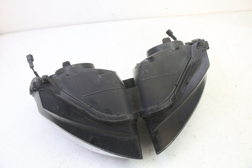 photo de SCHEINWERFER YAMAHA FZ6 FAZER S2 600 (2007 - 2011)