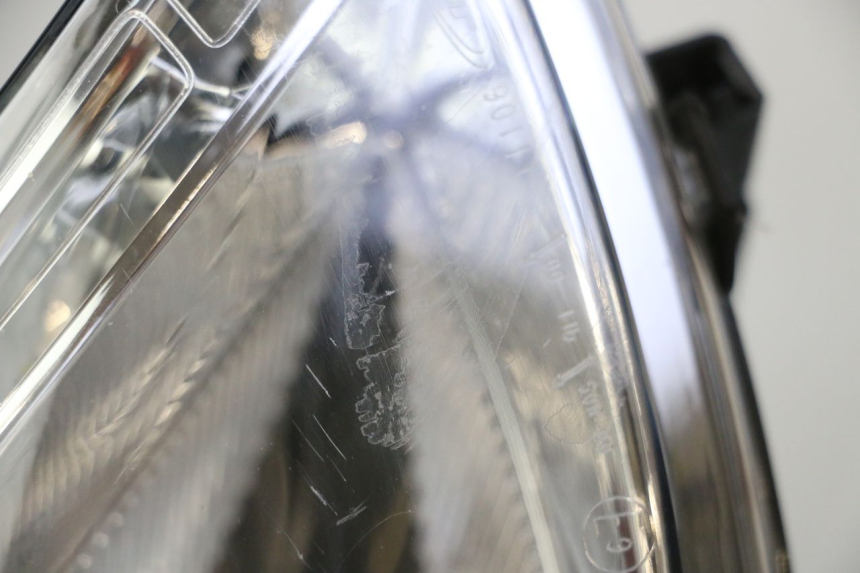 photo de SCHEINWERFER LINKS PEUGEOT SATELIS 125 (2013 - 2018)