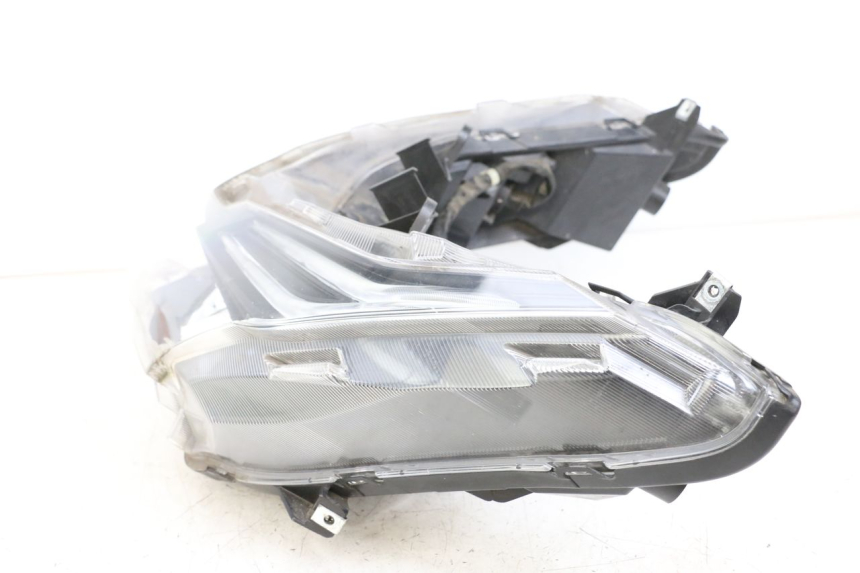 photo de SCHEINWERFER HONDA FORZA 125 (2015 - 2016)