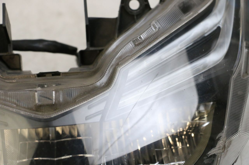 photo de SCHEINWERFER HONDA FORZA 125 (2015 - 2016)