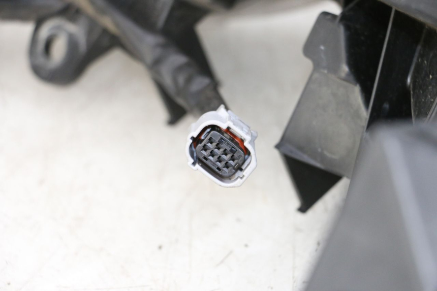 photo de SCHEINWERFER HONDA FORZA 125 (2015 - 2016)