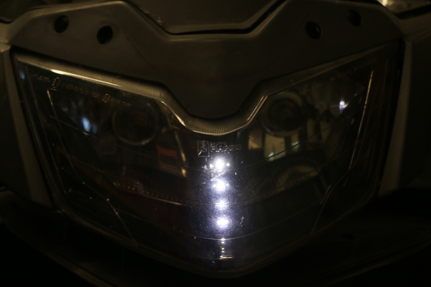 photo de SCHEINWERFER PIAGGIO IE MP3 YOURBAN 300 (2011 - 2016)