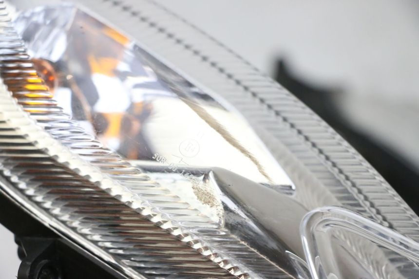 photo de VORDERSCHEINWERFER PEUGEOT KISBEE 4T 50 (2010 - 2017)