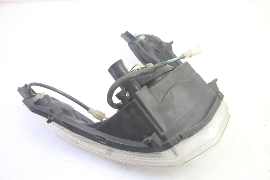 photo de VORDERSCHEINWERFER PEUGEOT KISBEE 4T 50 (2010 - 2017) - Oberflächenzustand und Material