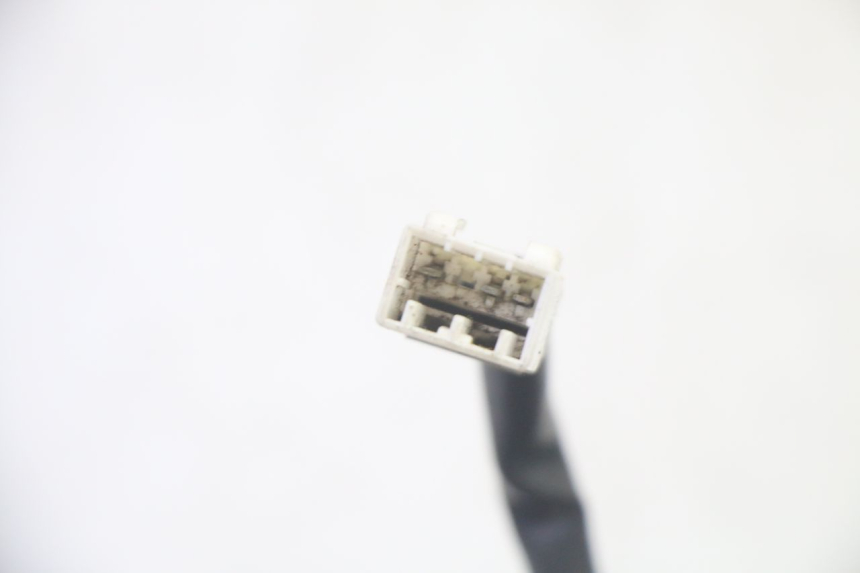 photo de SCHEINWERFER PIAGGIO MP3 HPE 350 (2018 - 2020) - Details der Befestigungspunkte