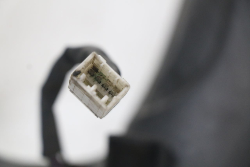 photo de SCHEINWERFER PIAGGIO MP3 125 (2006 - 2014)