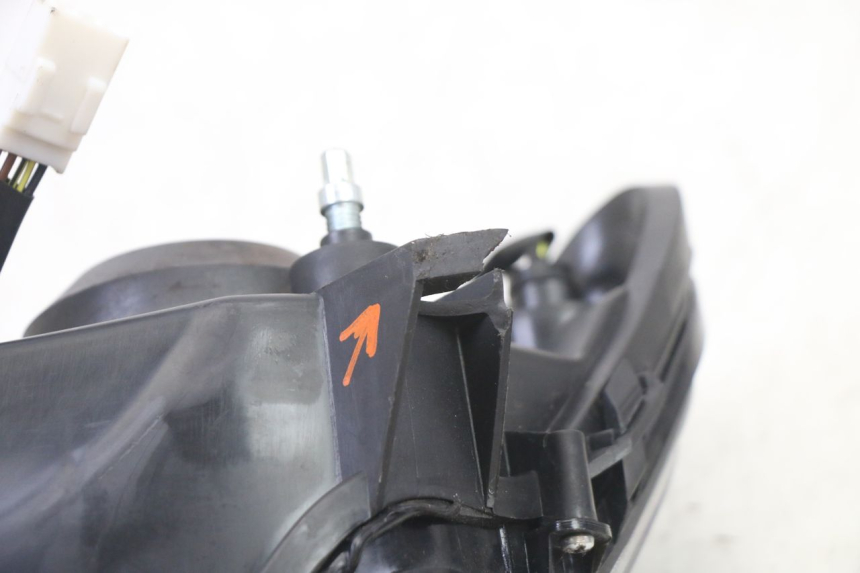 photo de SCHEINWERFER PIAGGIO NRG POWER PUREJET 50 (2018 - 2021)