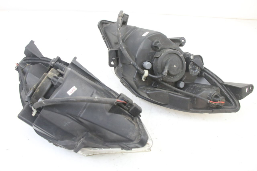 photo de SCHEINWERFER PEUGEOT SATELIS 125 (2013 - 2018)