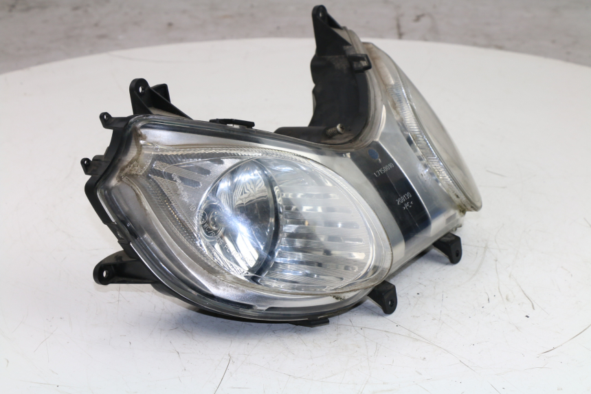photo de SCHEINWERFER PIAGGIO CARNABY 125 (2007 - 2011)