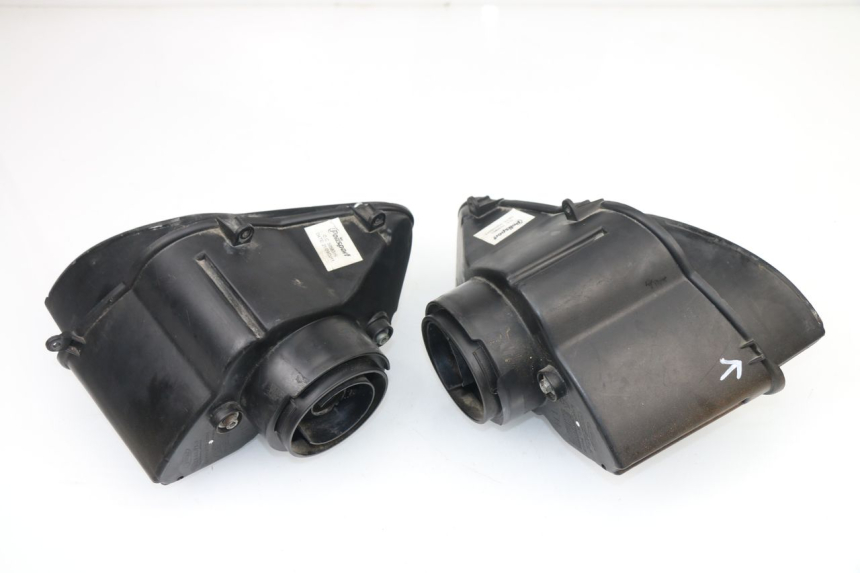 photo de SCHEINWERFER RIEJU RS3 50 (2010 - 2018)