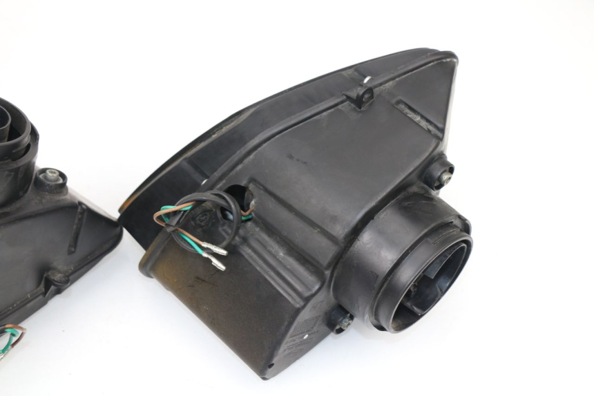 photo de SCHEINWERFER RIEJU RS3 50 (2010 - 2018)