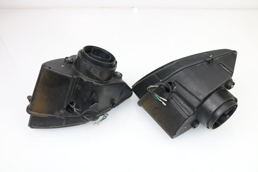 photo de SCHEINWERFER RIEJU RS3 50 (2010 - 2018)