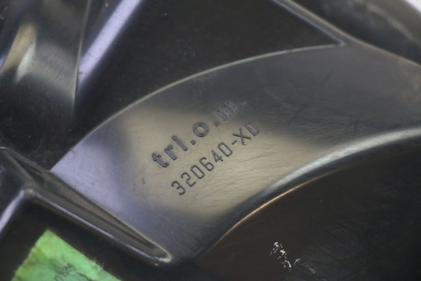 photo de SCHEINWERFER PEUGEOT SATELIS 125 (2006 - 2009)