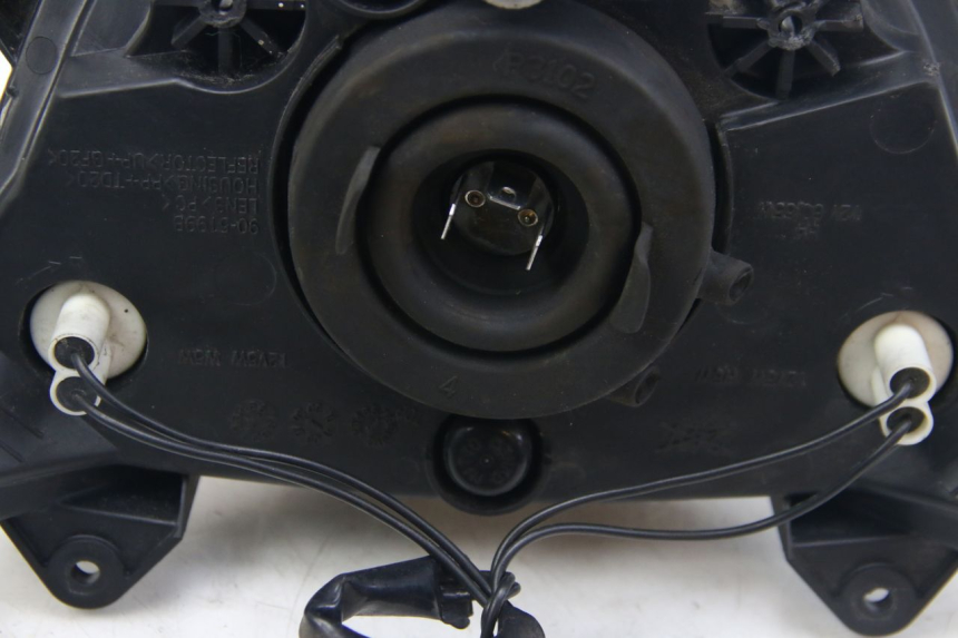 photo de VORDERSCHEINWERFER SUZUKI SIXTEEN 125 (2008 - 2010)