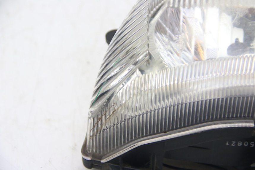 photo de VORDERSCHEINWERFER SUZUKI SIXTEEN 125 (2008 - 2010)