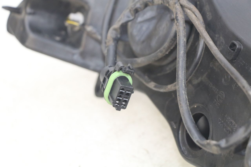 photo de VORDERSCHEINWERFER PIAGGIO XEVO - X EVO 125 (2007 - 2016)