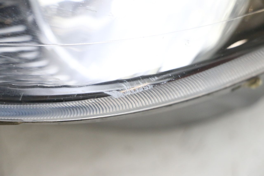 photo de VORDERSCHEINWERFER PIAGGIO XEVO - X EVO 125 (2007 - 2016) - Weitere Ansicht des Artikels