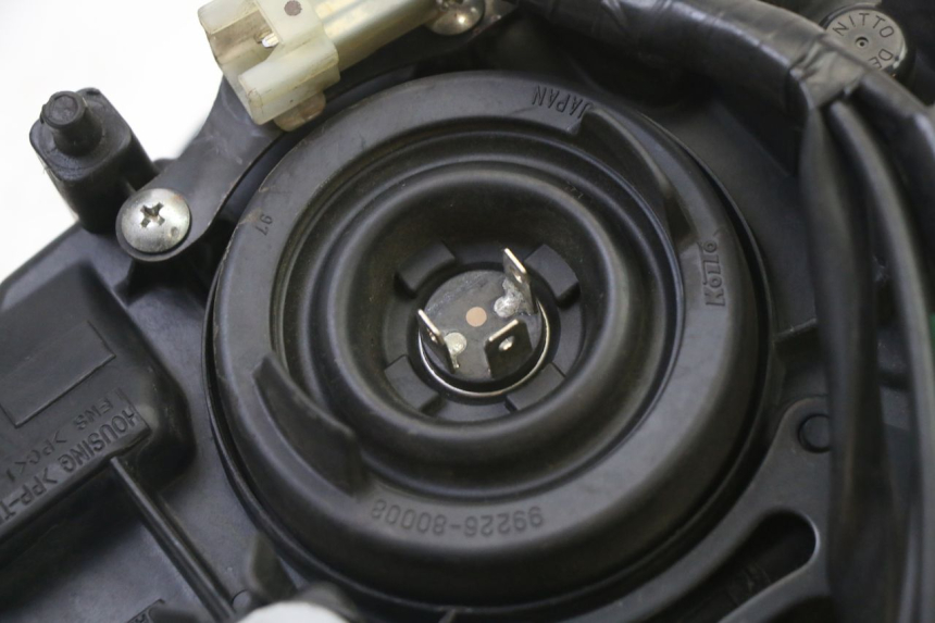 photo de SCHEINWERFER YAMAHA XJ6 ABS 600 (2008 - 2016)