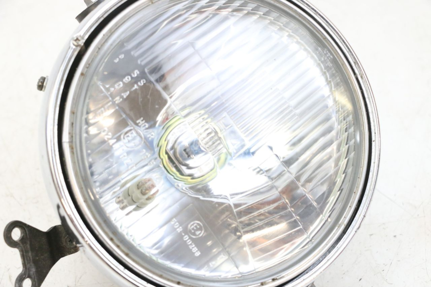 photo de SCHEINWERFER KAWASAKI ZR 7 750 (1999 - 2001) - Details der Befestigungspunkte