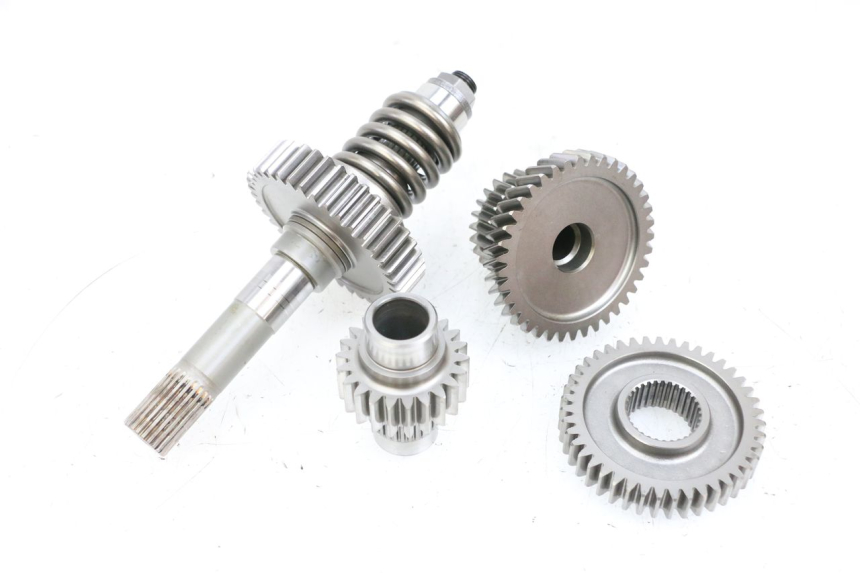 photo de GETRIEBE ANTRIEB SUZUKI BURGMAN EXECUTIVE ABS 650 (2006 - 2012) - Technische Nahaufnahme