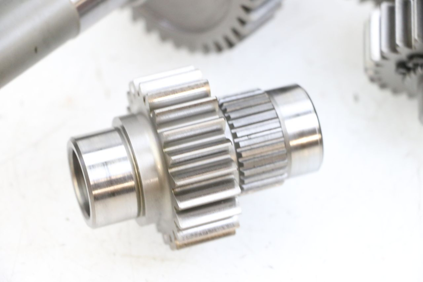 photo de GETRIEBE ANTRIEB SUZUKI BURGMAN EXECUTIVE ABS 650 (2006 - 2012) - Kennzeichnungen und Originalreferenzen