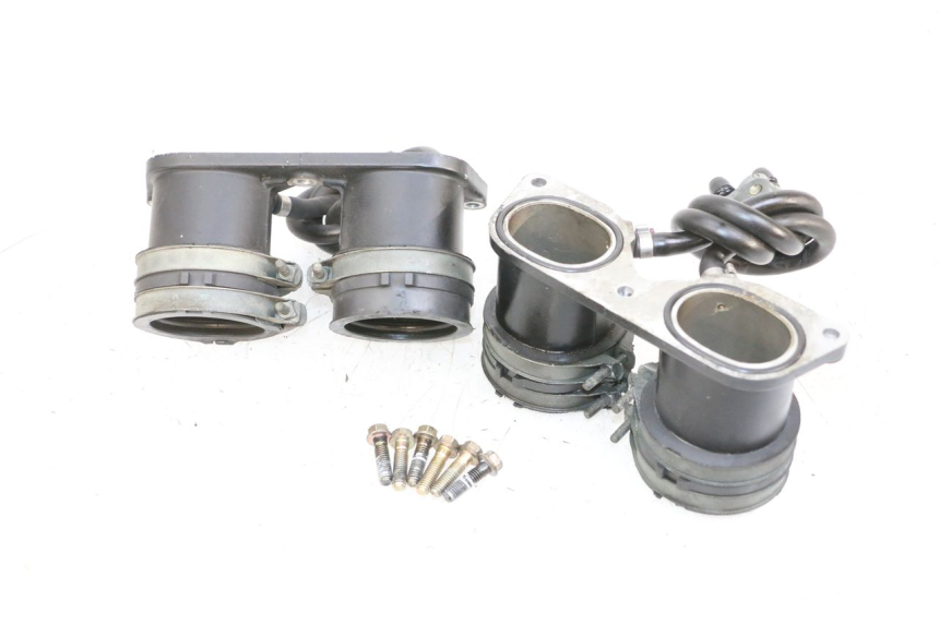 photo de ANSAUGSTUTZEN MV AGUSTA BRUTALE R WALLY 910 (2008 - 2008) - Technische Nahaufnahme