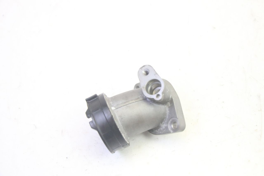 photo de ANSAUGSTUTZEN YAMAHA TRICITY 300 (2020 - 2024) - Detailansicht des Bauteils