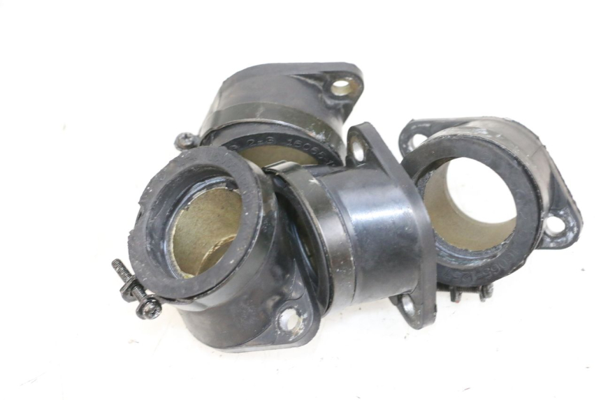 photo de ANSAUGSTUTZEN KAWASAKI ZR 7 750 (1999 - 2001) - Detailansicht des Bauteils