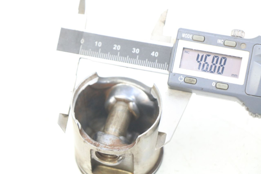 photo de PISTON DERBI SENDA 50 (2003 - 2005)