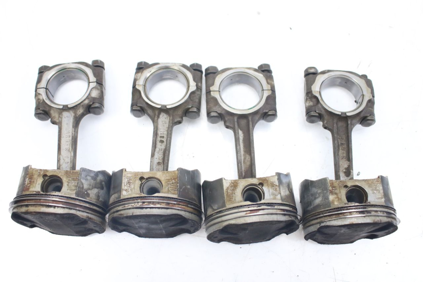 photo de PISTON HONDA VFR FI RC46 800 (1998 - 2001)