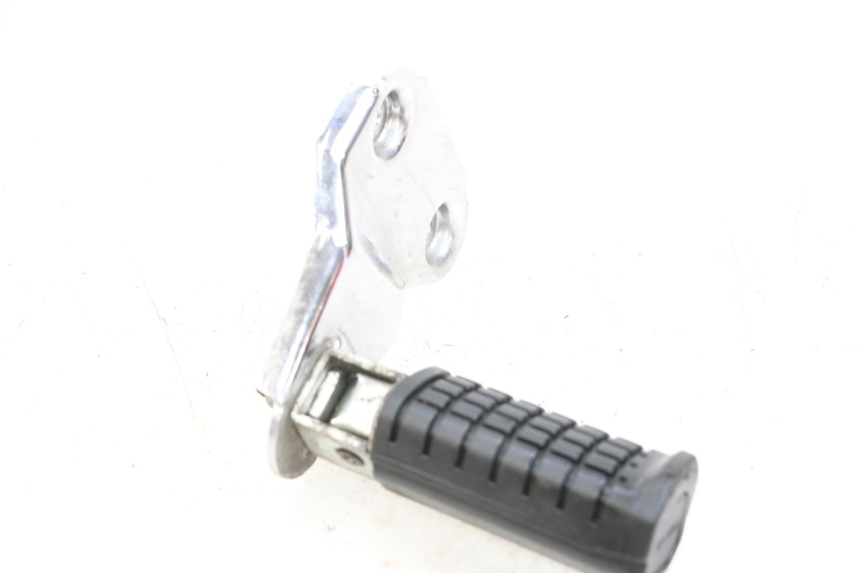 photo de FUSSRASTEN HALTEPLATTEN HINTEN RECHT APRILIA CLASSIC 125 (1995 - 2001)