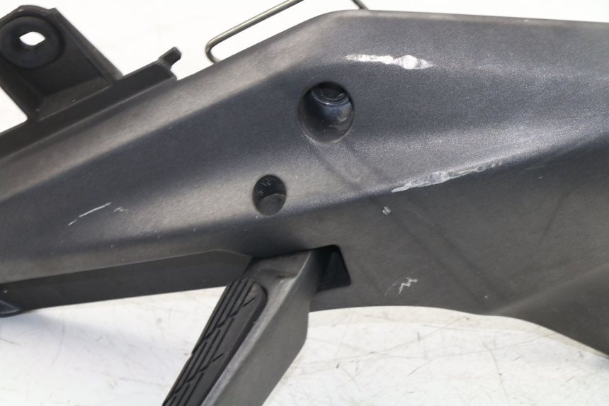 photo de FUSSRASTEN HALTEPLATTEN HINTEN RECHT HONDA FJS SILVER WING SILVERWING 400 (2005 - 2008)