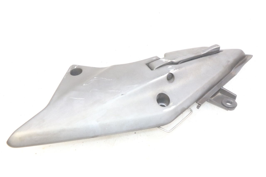 photo de RECHTE HINTERE FUßRASTENHALTERUNG HONDA FJS SILVERWING SILVER WING 400 (2009 - 2016)
