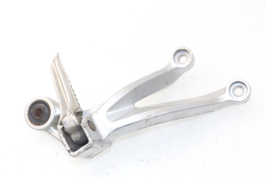 photo de FUSSRASTEN HALTEPLATTEN HINTEN RECHT SUZUKI GSX-R GSXR 600 (2001 - 2003)