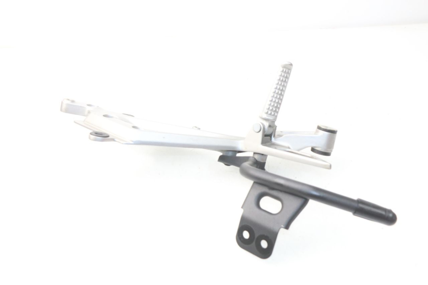 photo de FUSSRASTEN HALTEPLATTEN HINTEN RECHT HONDA INTEGRA NC D 750 (2016 - 2018)