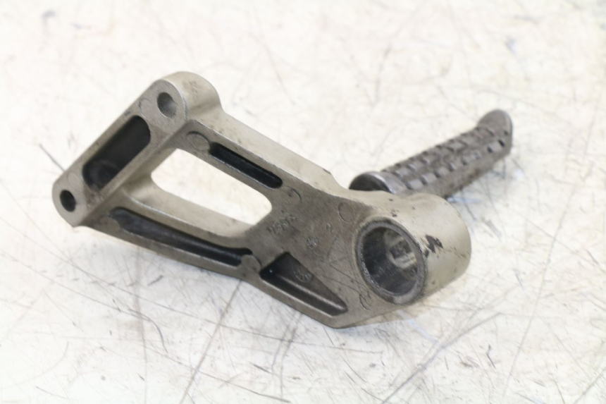 photo de FUSSRASTEN HALTEPLATTEN HINTEN RECHT KAWASAKI ZZR 600 (1995 - 2004)