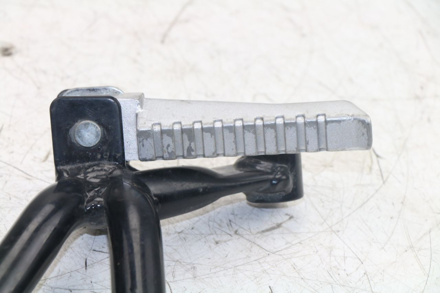 photo de FUSSRASTEN HALTEPLATTEN HINTEN RECHT KYMCO K-PW K-PIPE 50 (2012 - 2017)