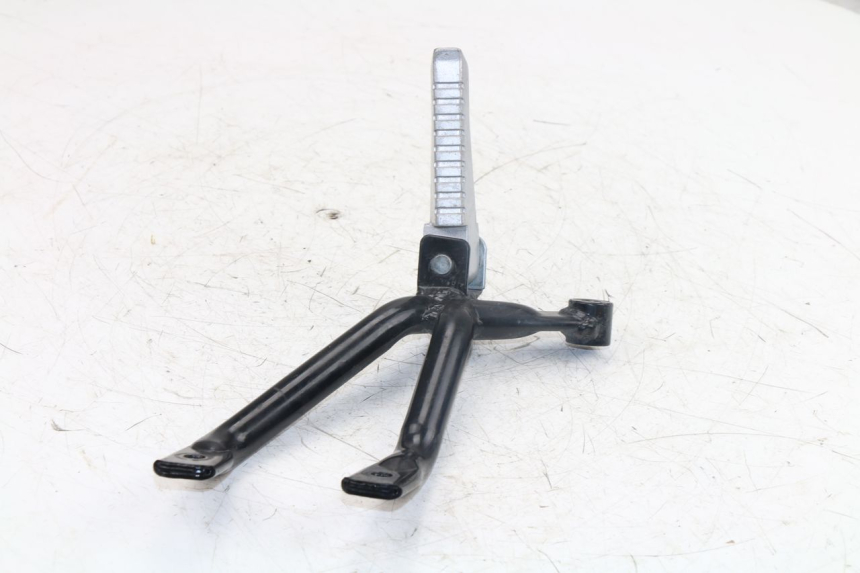 photo de FUSSRASTEN HALTEPLATTEN HINTEN RECHT KYMCO K-PW K-PIPE 50 (2012 - 2017)